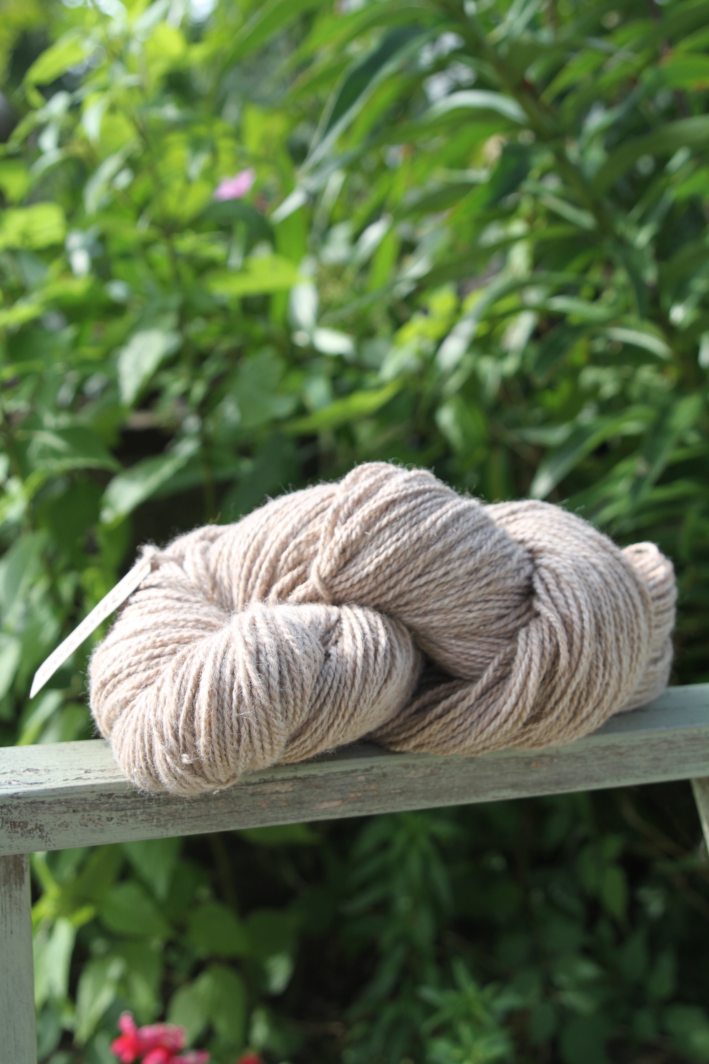 Šviesiai gelsvi alpakų vilnos siūlai - Nemuno alpakos